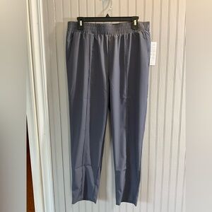 Isabella Women's Medium Elegant Gray Pants. Roomy. Pockets. New